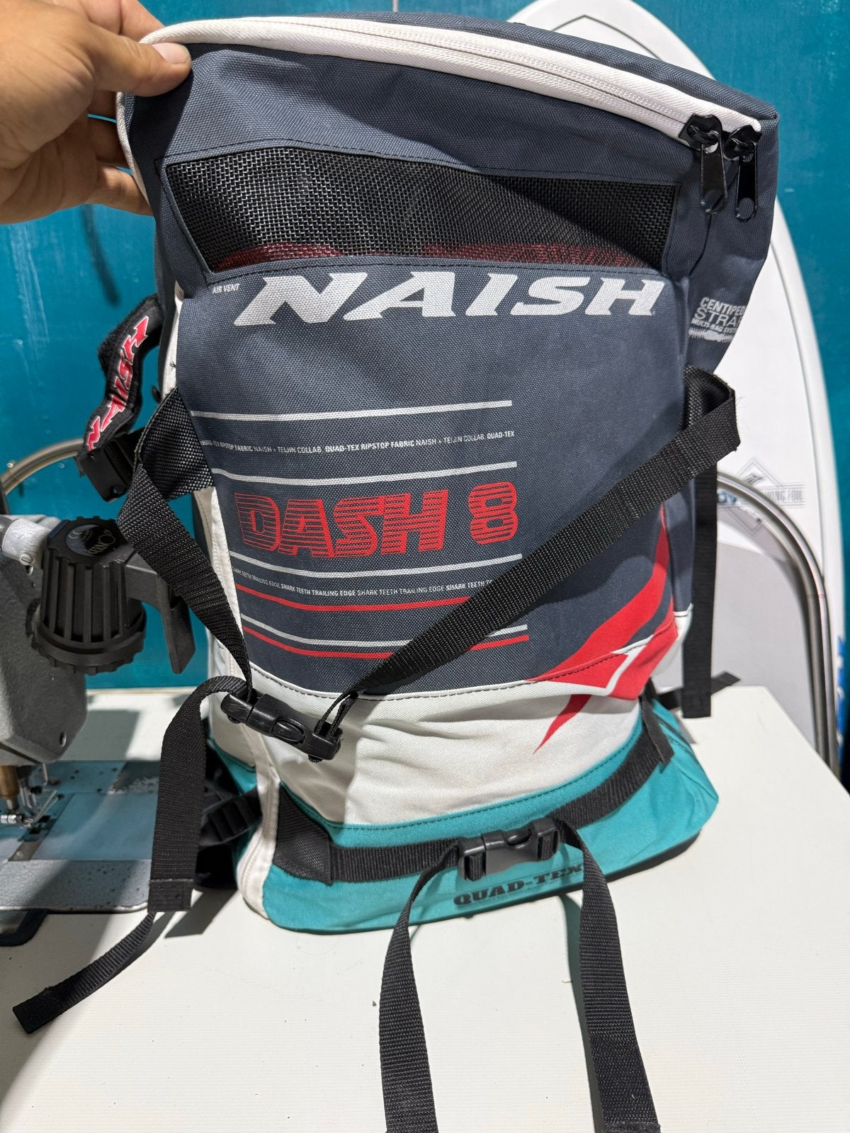 Naish Dash 8m kite - Zo goed als nieuw, weinig gebruikt, Ophalen, Zo goed als nieuw, 8 m², Kite
