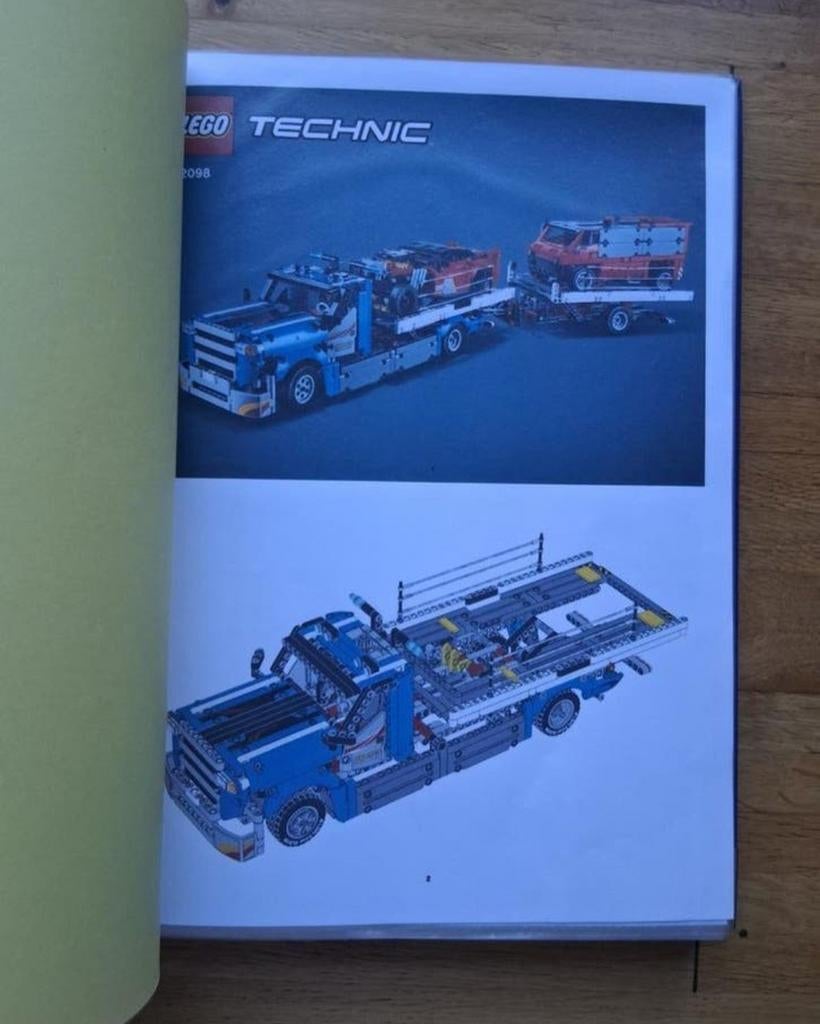 Lego tech geprinte bouwinstructies 42098 voor een andere set, Ophalen of Verzenden, Zo goed als nieuw