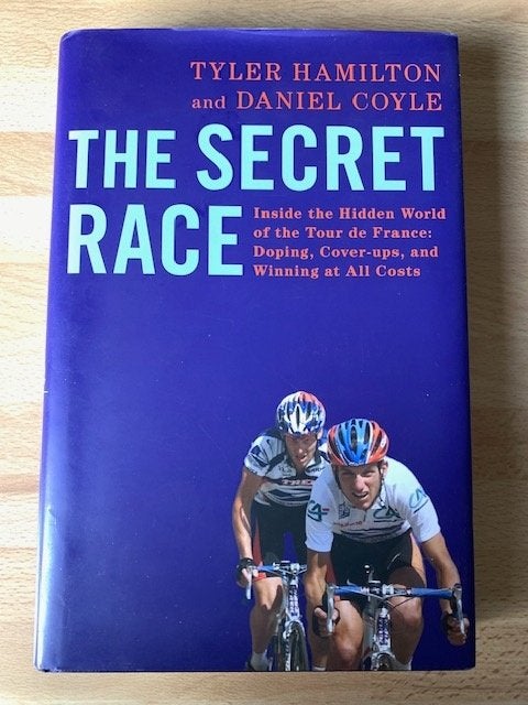 The secret race, Tyler Hamilton, Ophalen of Verzenden, Zo goed als nieuw, Lopen en Fietsen