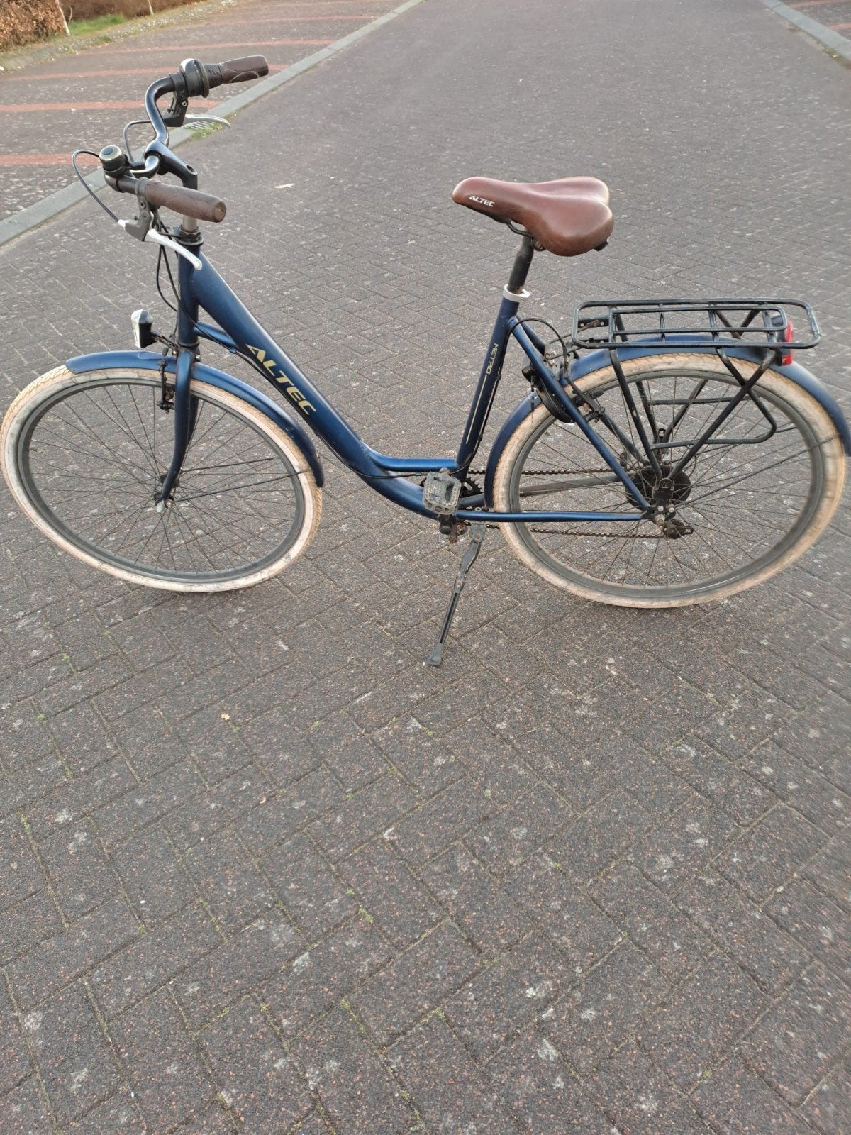 Stevige Altec Metro 28 inch DamesFiets met 7 versnellingen., Gebruikt, 47 tot 50 cm, Versnellingen, Ophalen