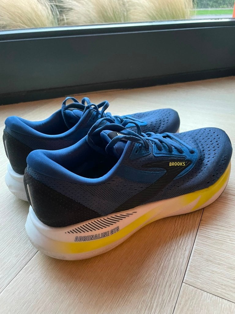 Brooks Adrenaline GTS maat 44, Overige merken, Hardloopschoenen, Ophalen of Verzenden, Zo goed als nieuw