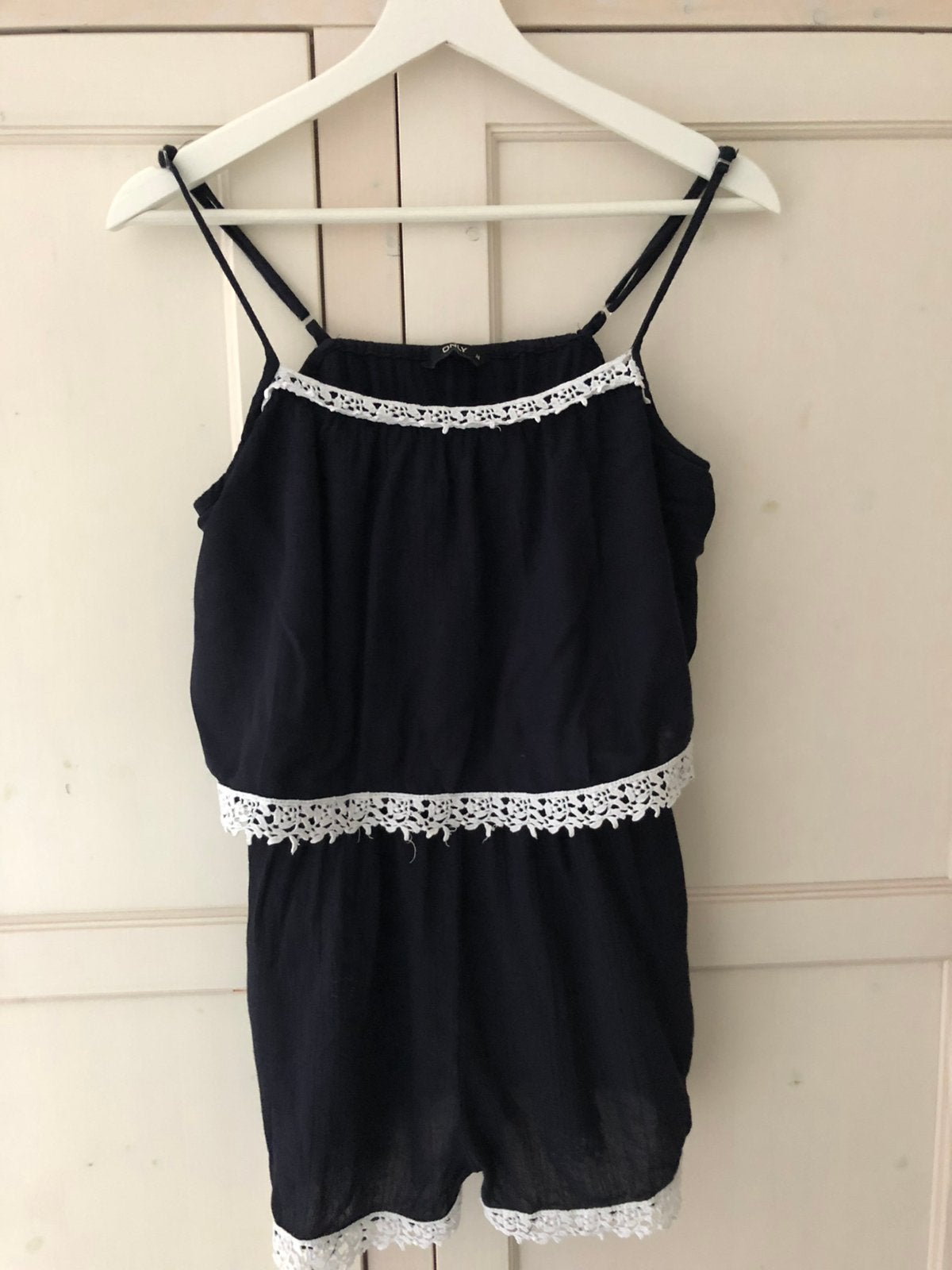 Leuke blauwe zomerse jumpsuit van Only maat 36, Kleding | Dames, Jumpsuits, Ophalen of Verzenden, Zo goed als nieuw, Maat 36 (S)