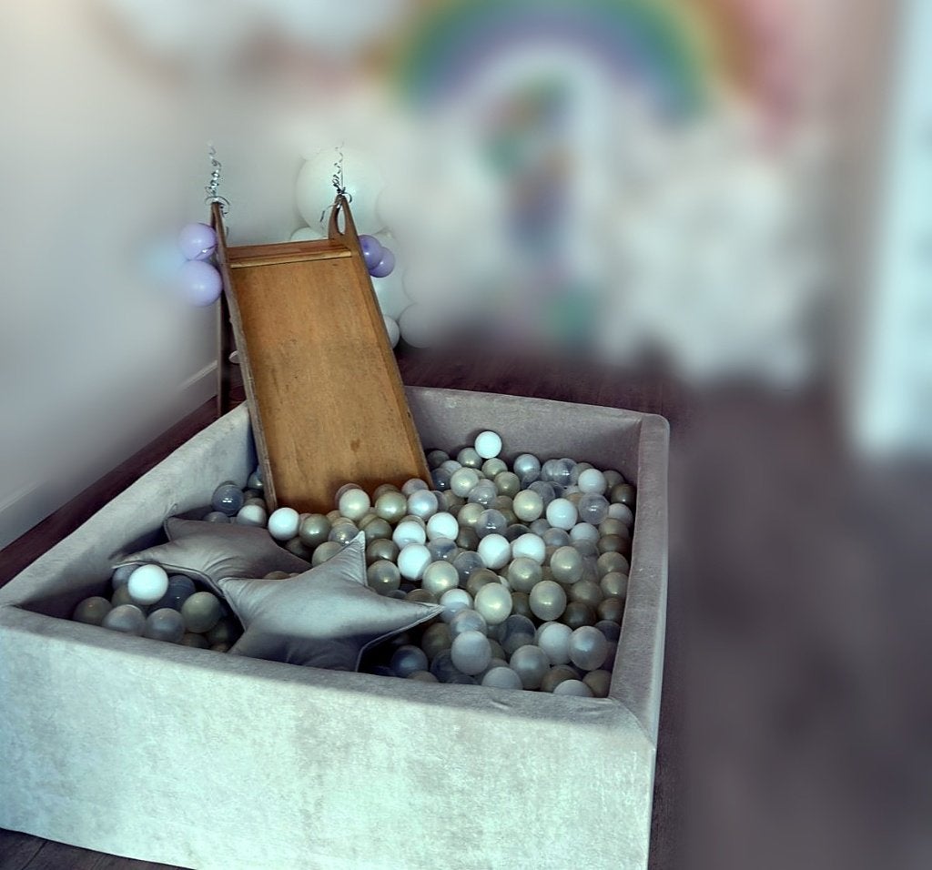 Ballenbak crème met ballen + houten glijbaan – ook los, Ophalen, Zo goed als nieuw, Overige typen