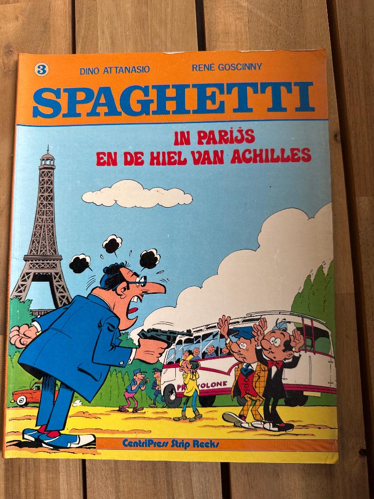 Spaghetti in Parijs en de hiel van Achilles, Boeken, Stripboeken, Gelezen, Eén stripboek, Dino Attanasio, Ophalen of Verzenden
