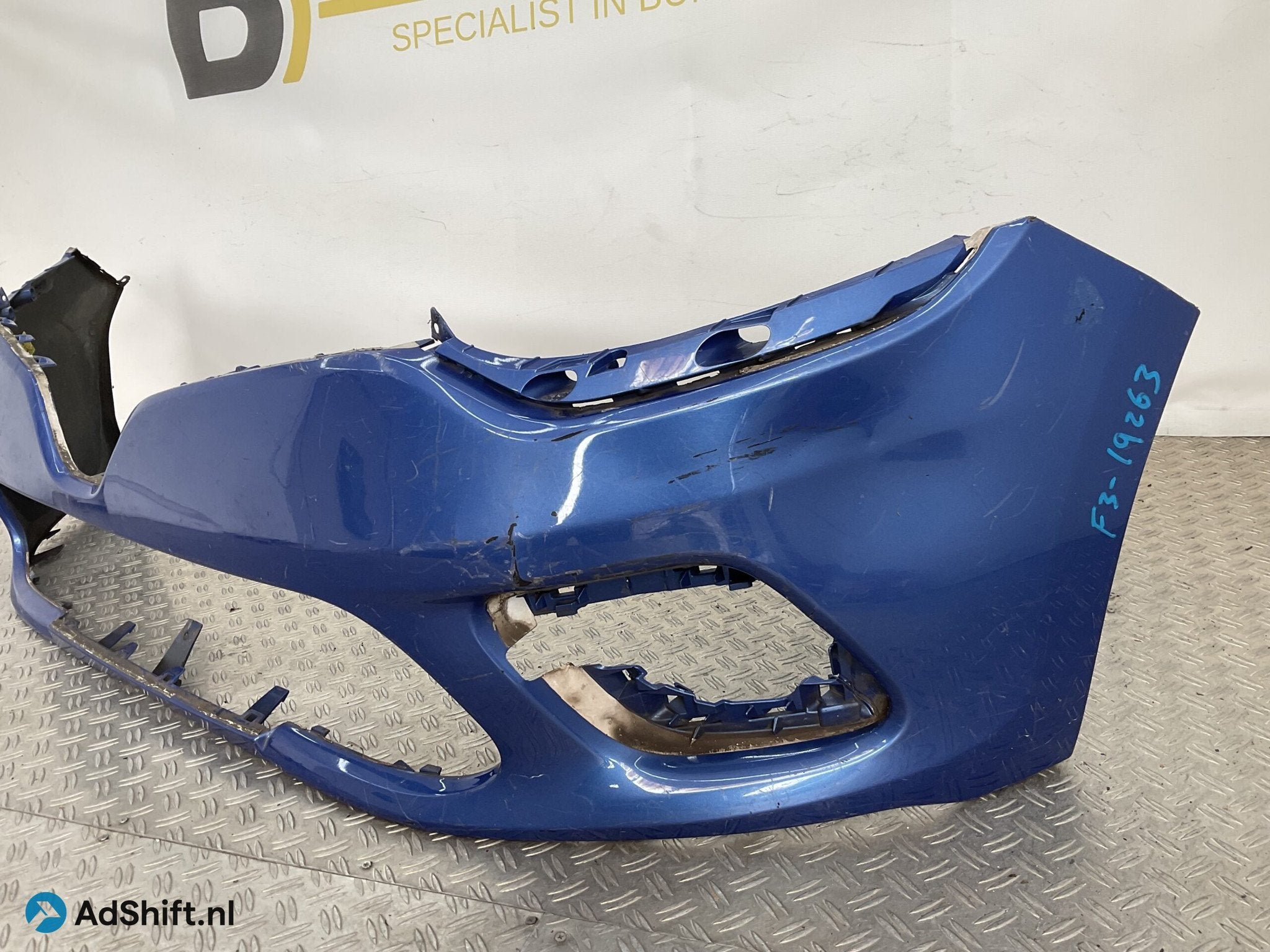 Bumper Renault Clio IV 2012-2019 GT 620226846R Voorbumper F3, Bumper