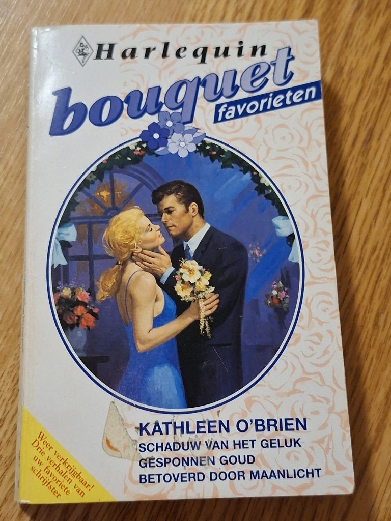 Bouquet Favorieten : nr 105 !!, Boeken, Ophalen of Verzenden, Gelezen