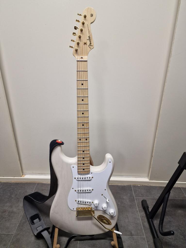 Fender Stratocaster Custom 1956 NOS White Blonde, Ophalen of Verzenden, Zo goed als nieuw, Solid body, Fender