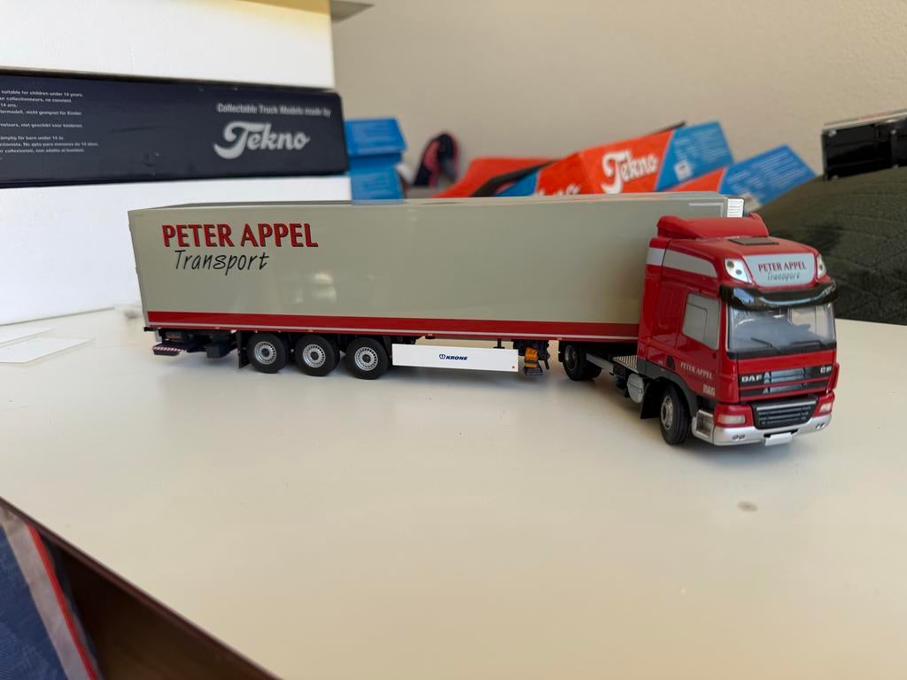 Tekno 2350a DAF XF Peter Appel Transport, Hobby en Vrije tijd, Modelbouw | Auto's en Voertuigen, Overige merken, 1:50 of kleiner
