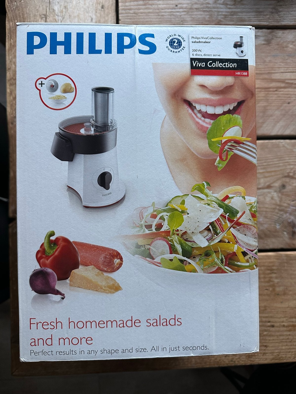 Philips Viva Collection Salademaker HR1388/50 - Nieuw in doo, Nieuw, Ophalen of Verzenden, Vaatwasserbestendig, Minder dan 1 liter