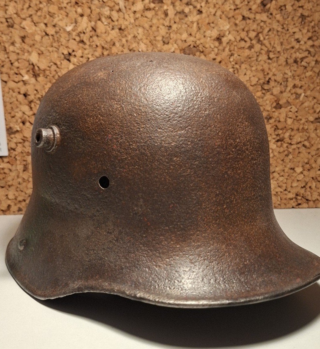 Ww1 stahlhelm Duits bovo schaal, Ophalen of Verzenden, Landmacht, Duitsland, Helm of Baret