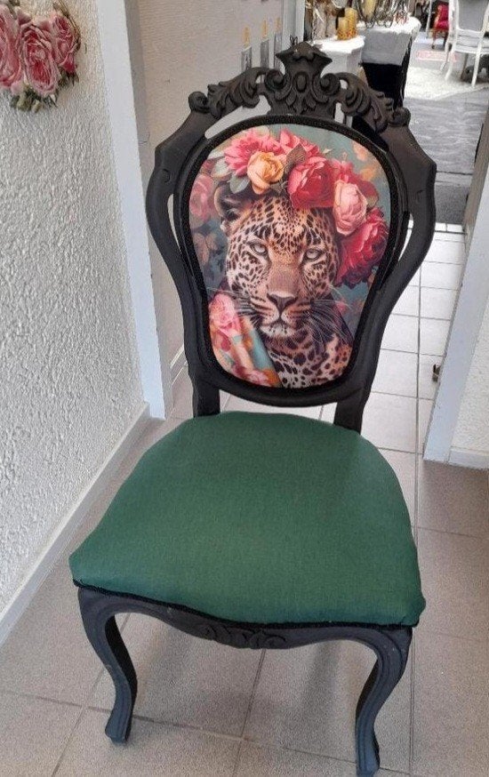 Barok stoel opnieuw gestoffeerd tyger, Antiek en Kunst, Antiek | Meubels | Stoelen en Banken, Ophalen