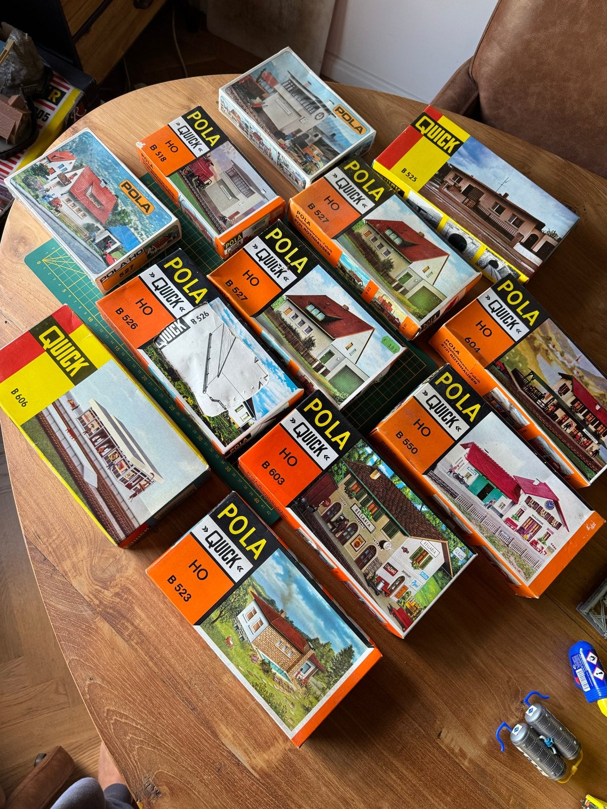 Pola Quick HO: Nieuwe & Vintage Gebouwensets (1:87), Overige merken, Gelijkstroom of Wisselstroom, Brug, Tunnel of Gebouw, Ophalen of Verzenden