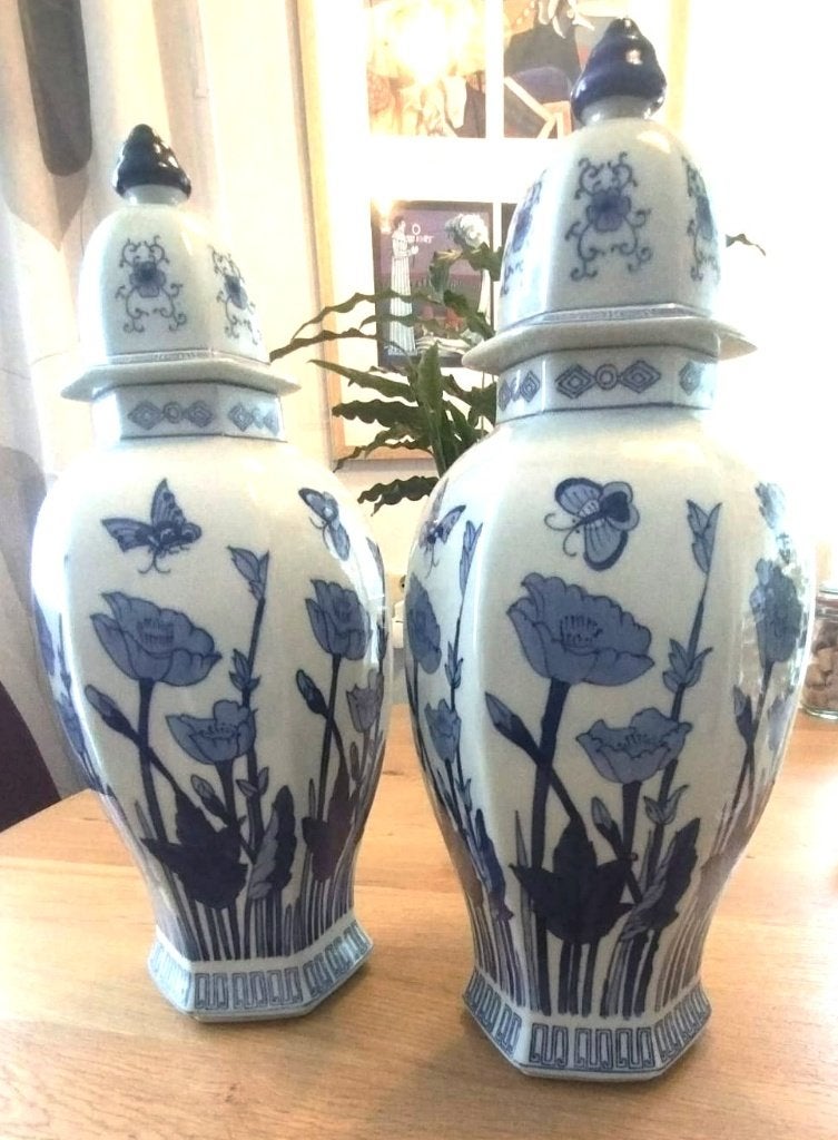 Prachtig stel blauw-witte porseleinen dekselpotten, Ophalen