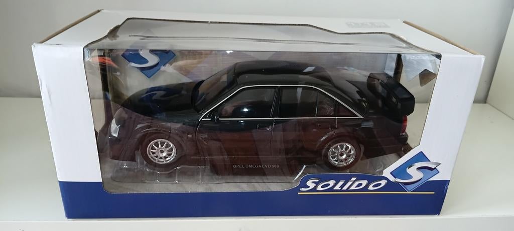 Opel Omega Evo 500. Solido., Hobby en Vrije tijd, Modelauto's | 1:18, Ophalen of Verzenden, Nieuw, Auto, Solido