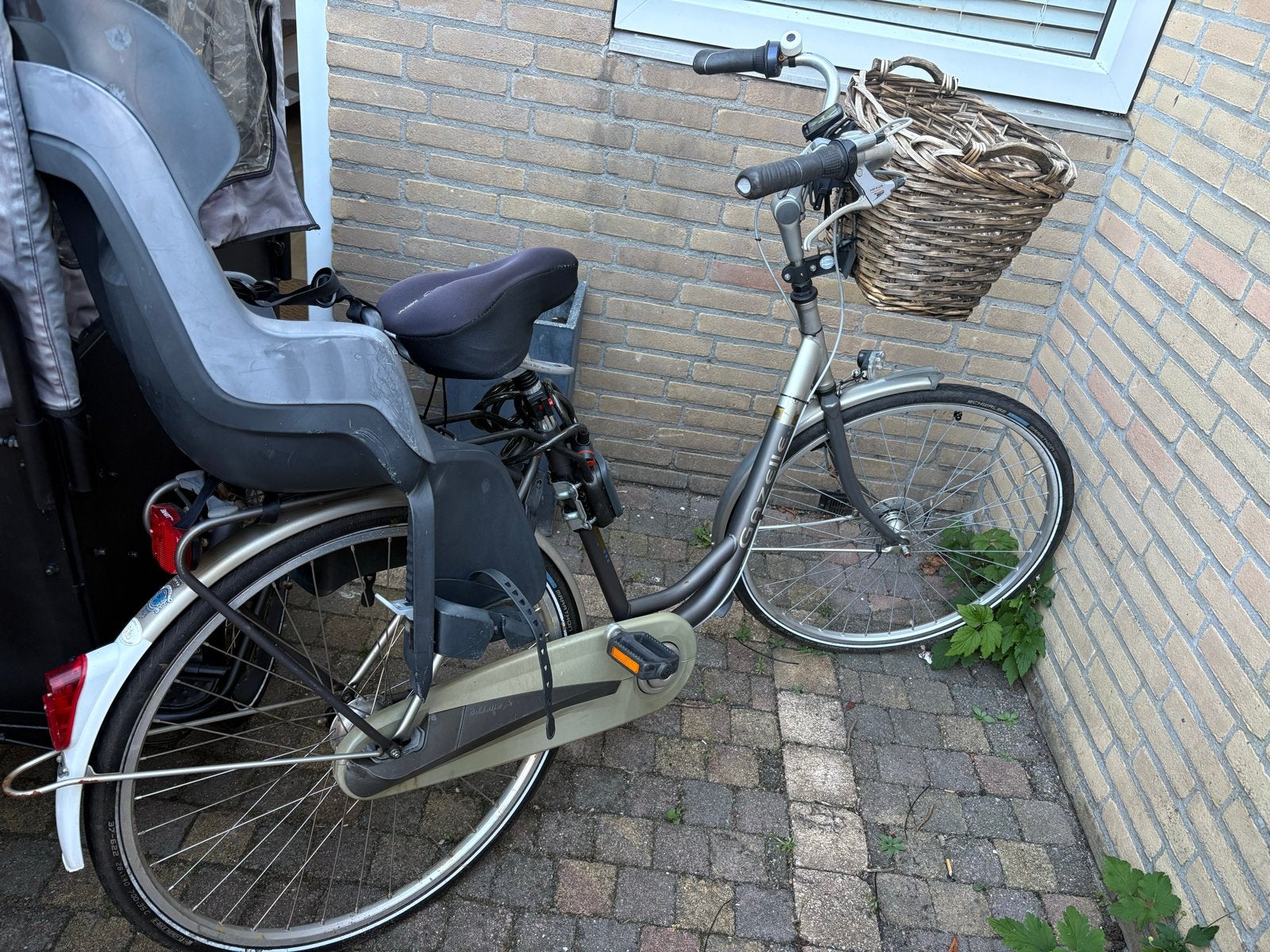 Gazelle fiets met kinderzitje en mand, Ophalen, Gebruikt, Velgrem, Versnellingen