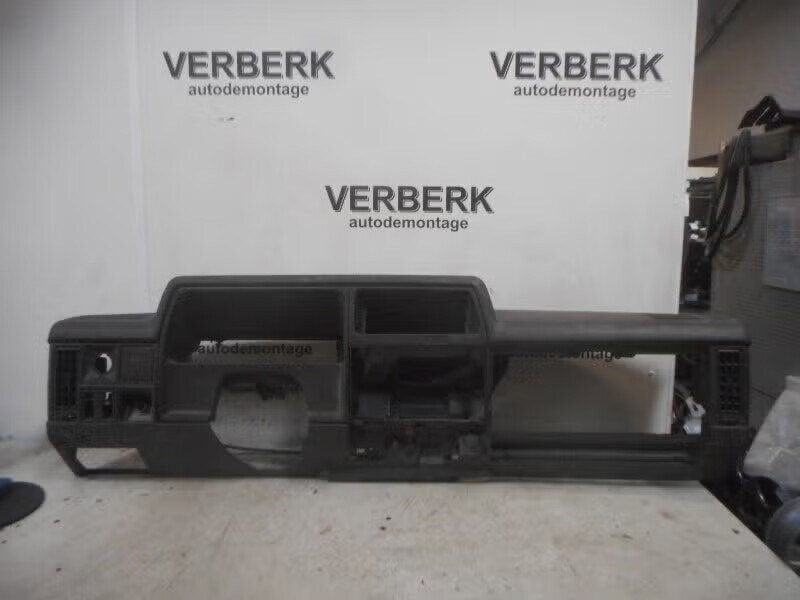 DASHBOARD Opel Corsa A (01-1982/03-1993) (90120881), Bahnhofsplatz 65423 Rüsselsheim am Main, DE, Gebruikt, Opel, Opel Automobile GmbH
