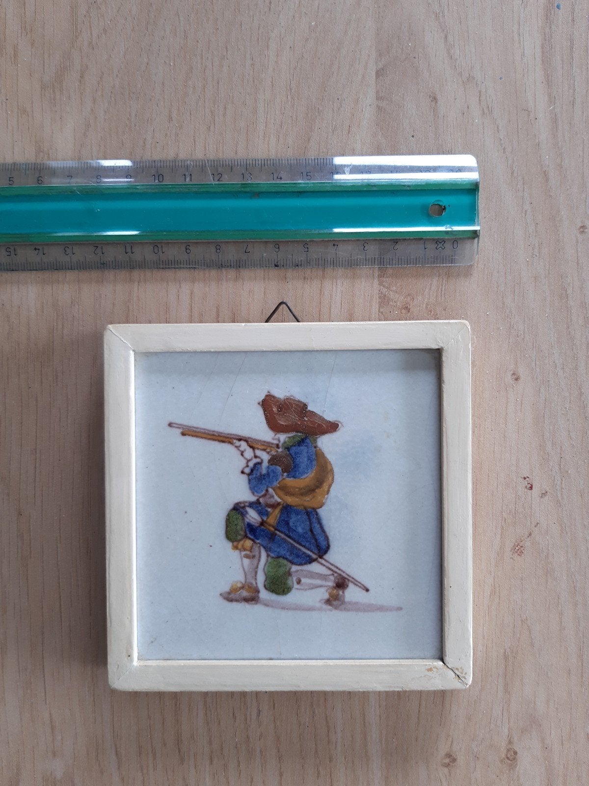 Miniatuur Schilderij Soldaat met Geweer - Oud Hollands, Paneel, Handgeschilderd, Portret of Personen, Oud hollands