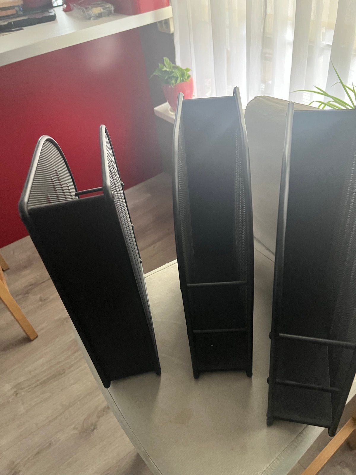 Set van 3 zwarte metalen tijdschriftenhouders, Ophalen, Gebruikt