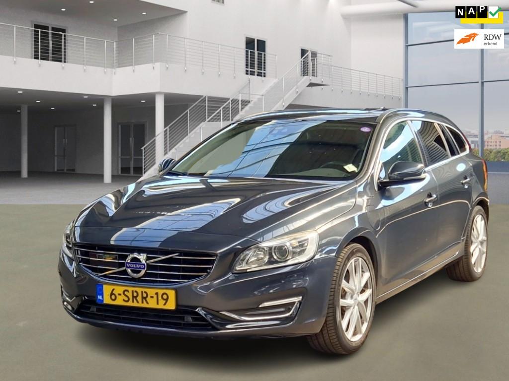 Volvo V60 2.4 D6 AWD Plug-In Hybrid Summum Automaat Pano PDC, Auto's, Automaat, 11 kWh, Te koop, Euro 5
