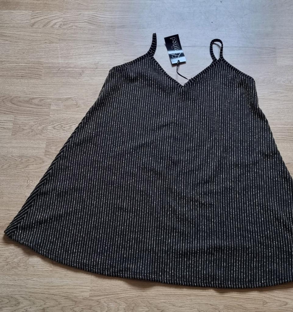 Zwart Goud klokkend hempje XXL, Ophalen of Verzenden, Nieuw, Zwart, Shirt of Top