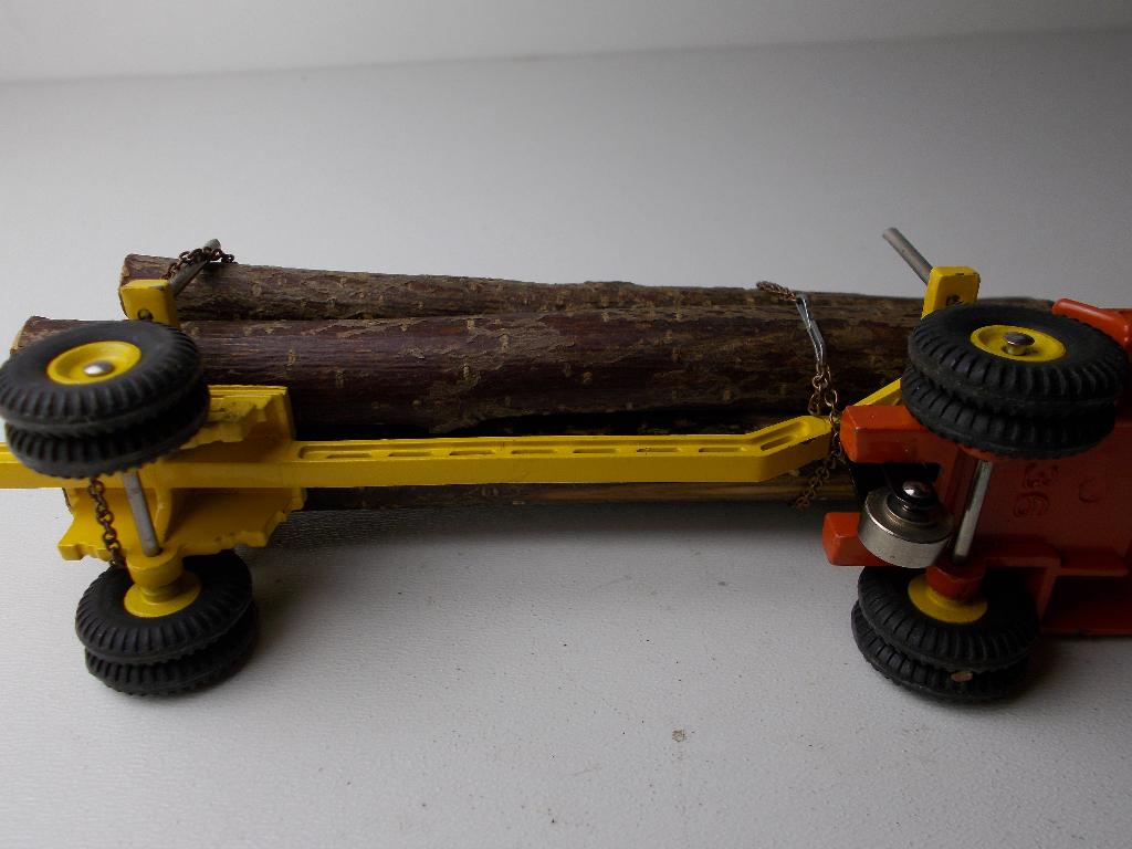 1955 Dinky SuperToys 36A  WILLEME + REAL WOOD LOAD I.z.g.st!, Ophalen of Verzenden, Zo goed als nieuw, Bus of Vrachtwagen, Dinky Toys