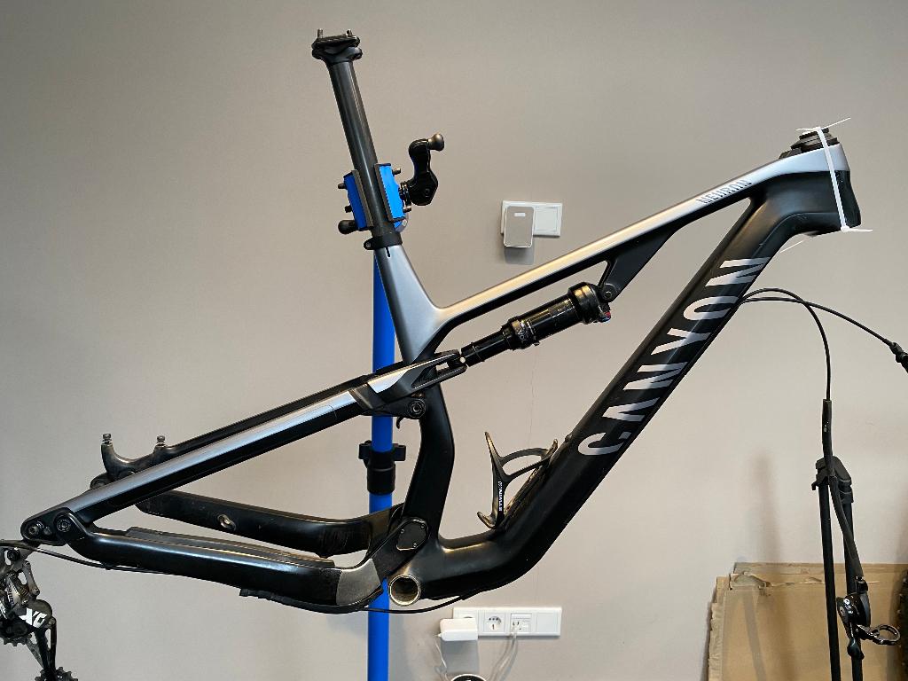 Canyon Neuron CF frameset inclusief Fox DPS demper, Fietsen en Brommers, Fully, Ophalen, Gebruikt, Overige merken
