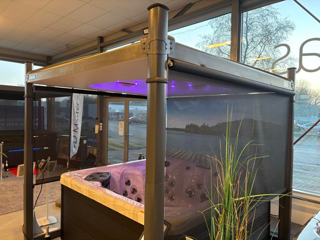 Covana Oasis jacuzzi overkapping elektrisch direct leverbaar, Tuin en Terras, Ophalen, Nieuw, Overige typen