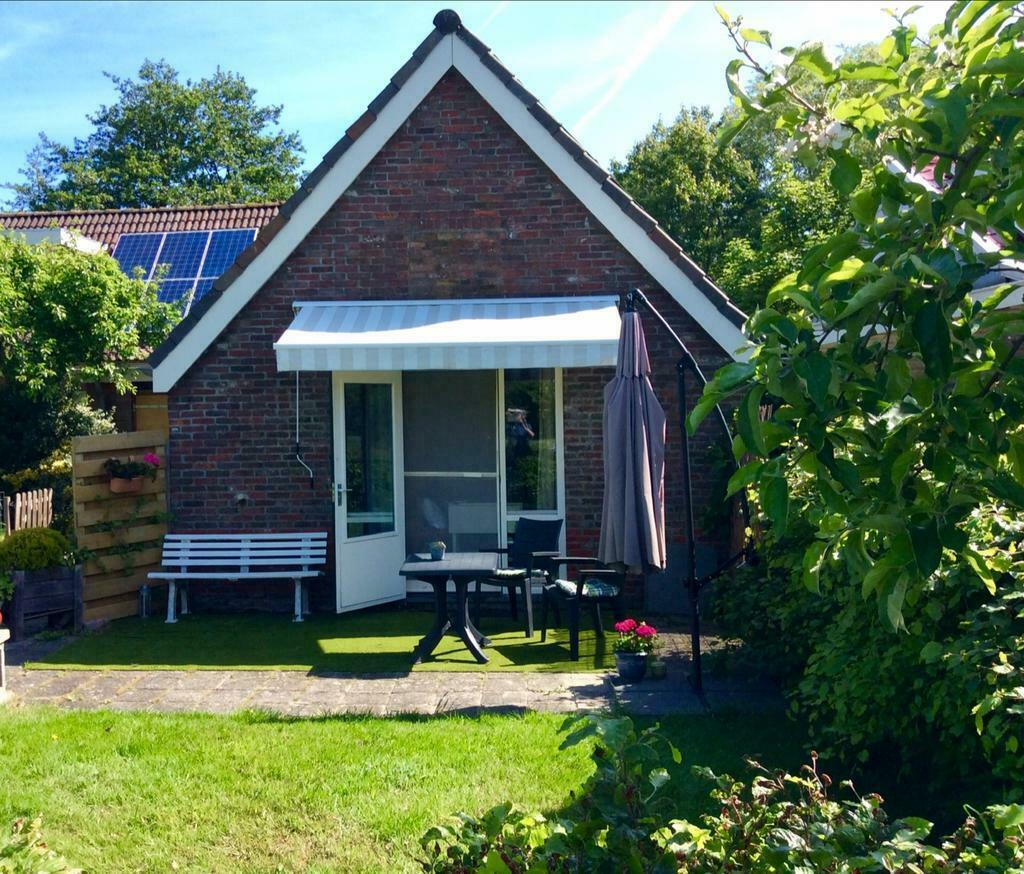 Vakantiehuisje Friesland (alleen vaste gasten), Vakantie, In bos, Overige typen, Eigenaar, 2 personen