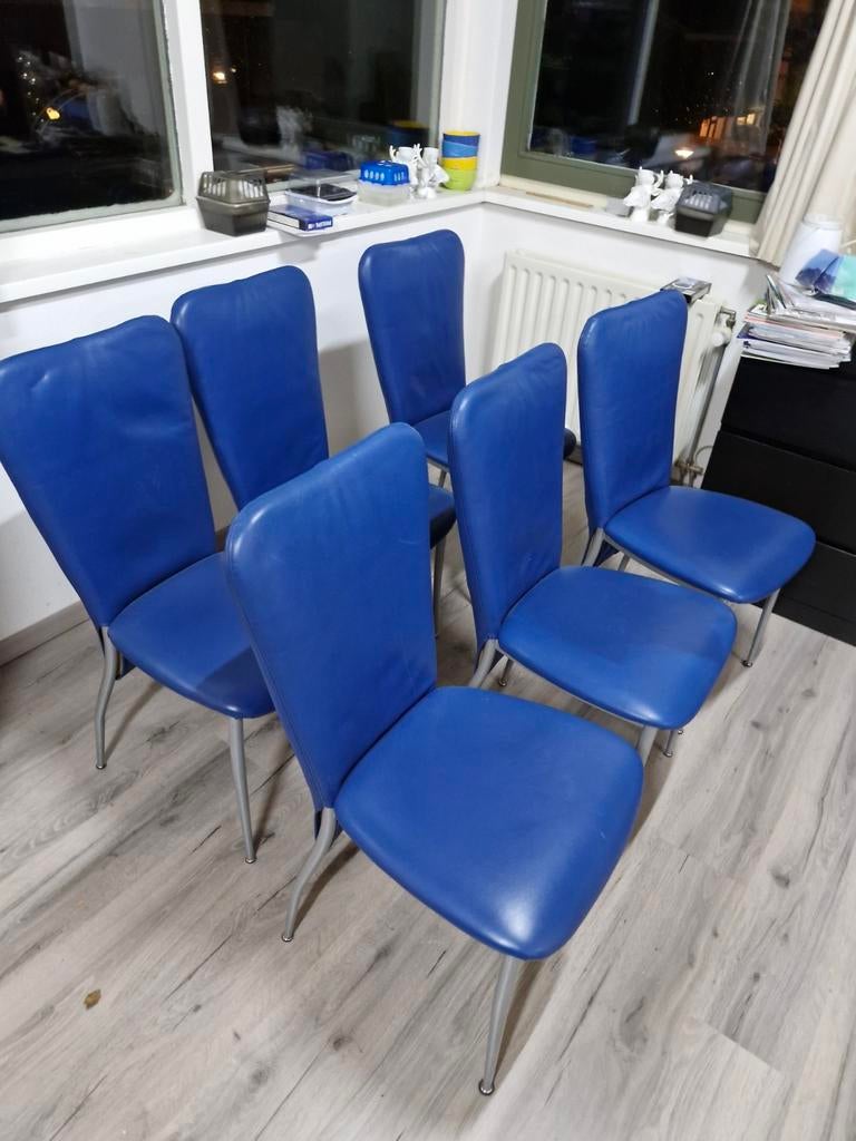 6 blauwe lederen eetkamer stoelen van Morres, Ophalen