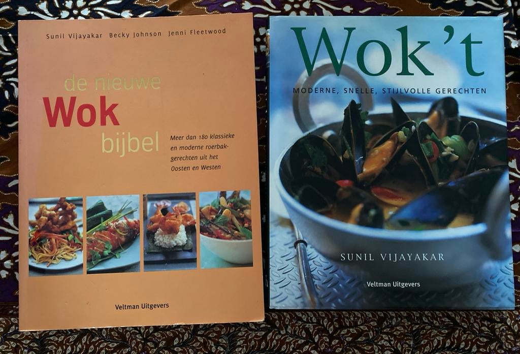 De nieiwe WolBijbel & Wok't - 2 Kookboeken, Hoofdgerechten, Azië en Oosters, Ophalen of Verzenden, Zo goed als nieuw