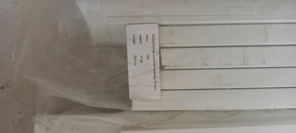 te koop PVC u profielen, Ophalen, Kunststof, 250 cm of meer, Lijsten