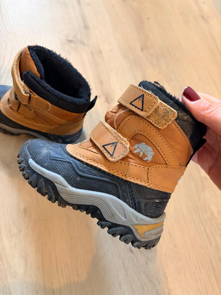 Snowboots maat 22, Kinderen en Baby's, Ophalen, Jongen of Meisje, Onbekend, Laarzen