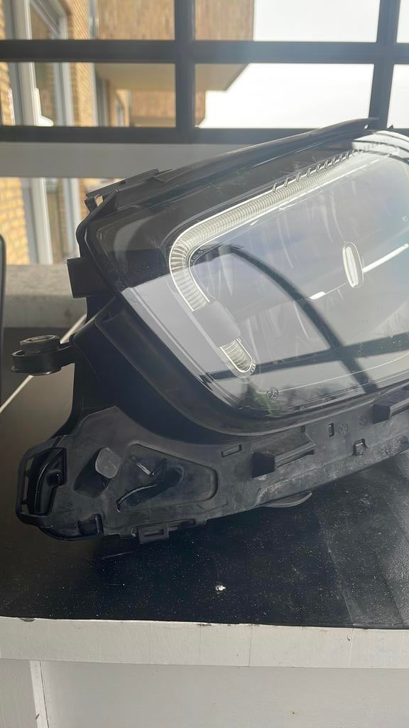 A2139069109  linker koplamp Mercedes E (W213), Ophalen