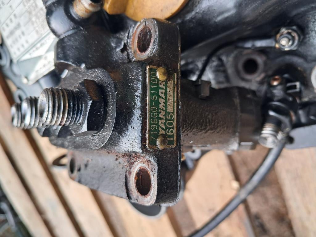 Yanmar cilinderkop 3tna68 en inspuitpomp, Doe-het-zelf en Verbouw, Motoren, Ophalen, Zo goed als nieuw, Elektromotor