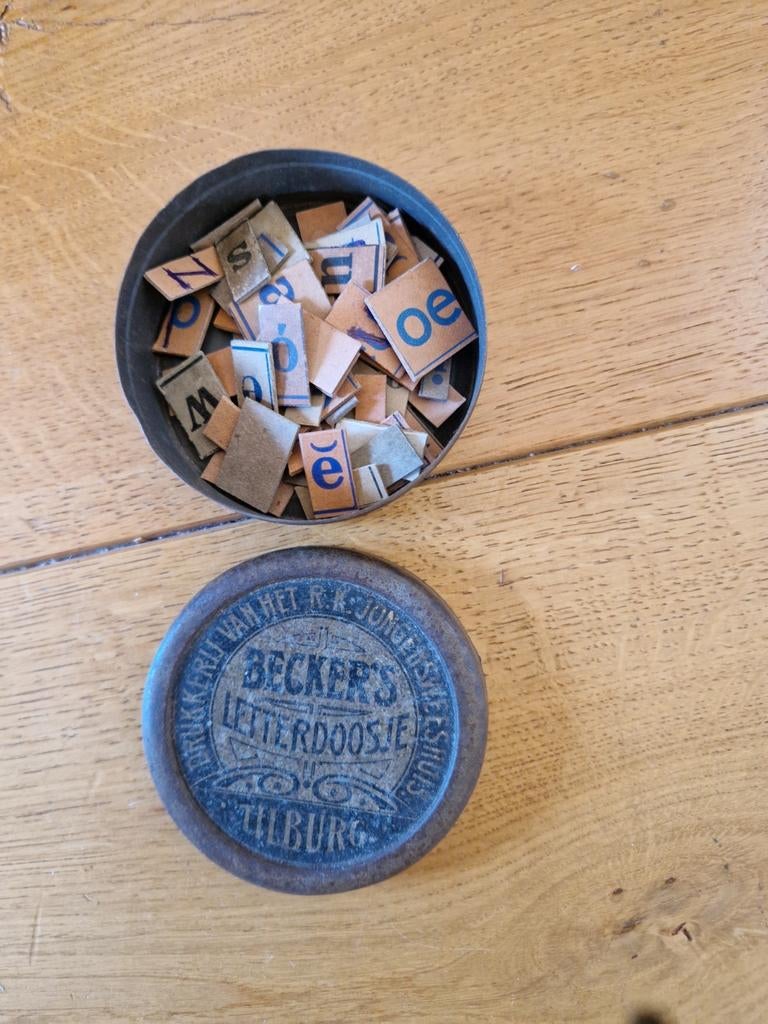 Vintage Becker's Tilburg Letterdoosje Opbergblikje, Ophalen of Verzenden