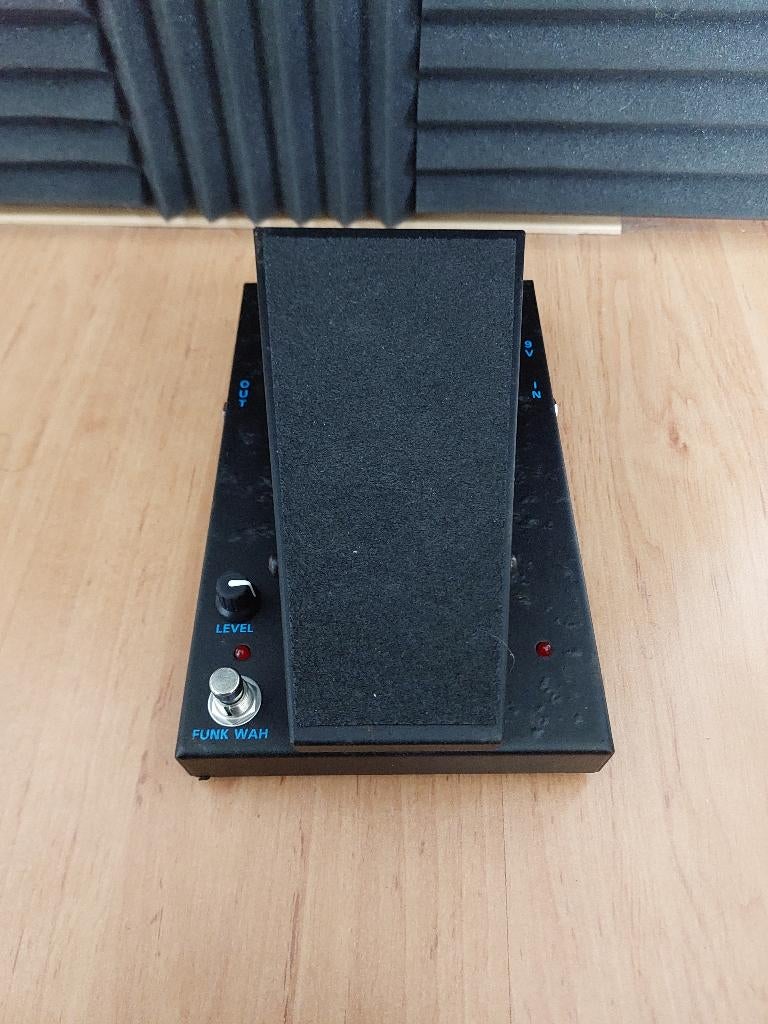 Morley Dual Bass Wah, Muziek en Instrumenten, Ophalen of Verzenden, Gebruikt, Volume