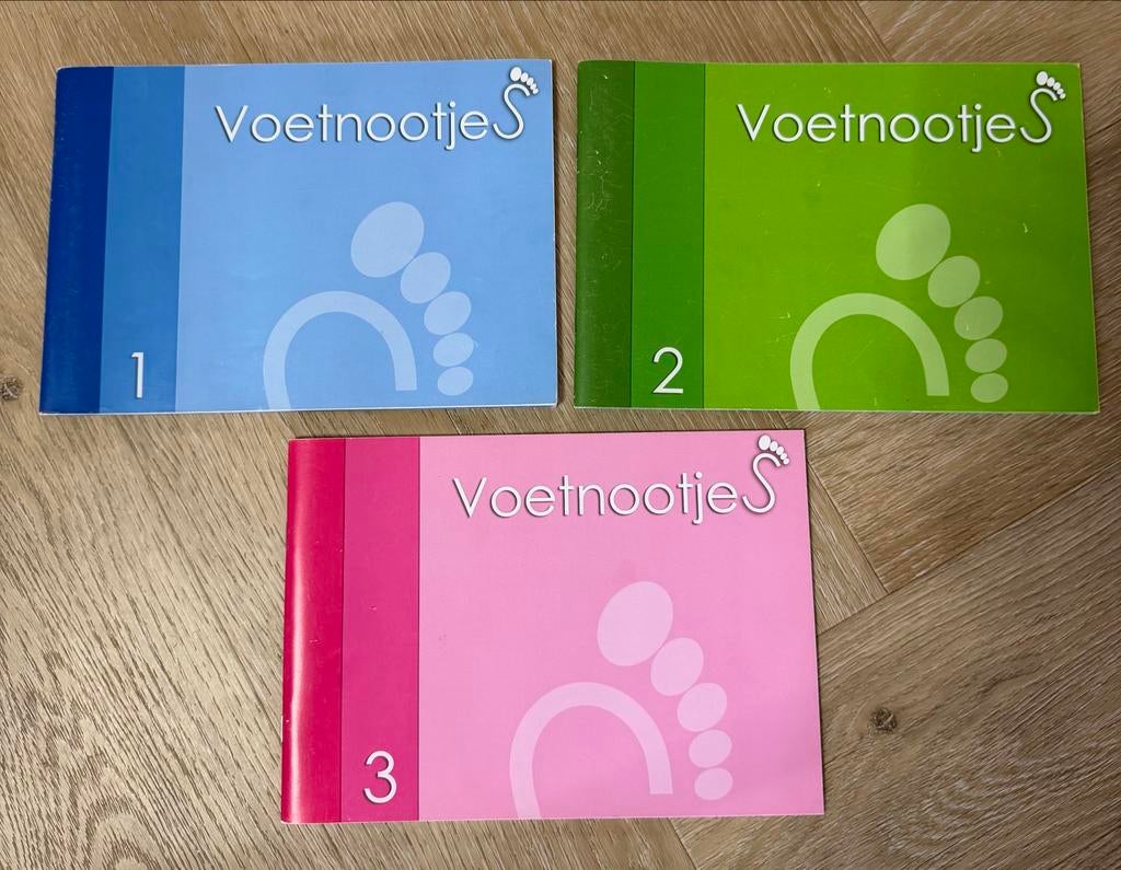 Voetnootjes 1, 2 en 3 -  set voetreflexologie voor kinderen, Ophalen of Verzenden, Beta, Zo goed als nieuw
