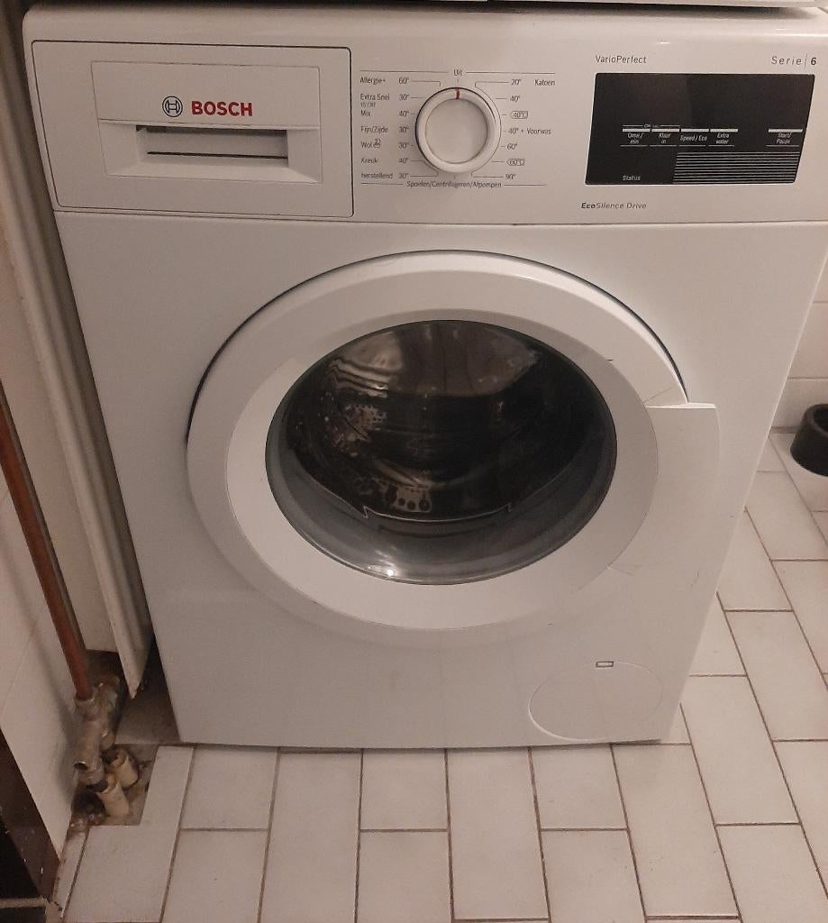 Bosch wasmachine serie 6 1400 toeren 7kg, Witgoed en Apparatuur, Ophalen, Zo goed als nieuw, Voorlader, 85 tot 90 cm
