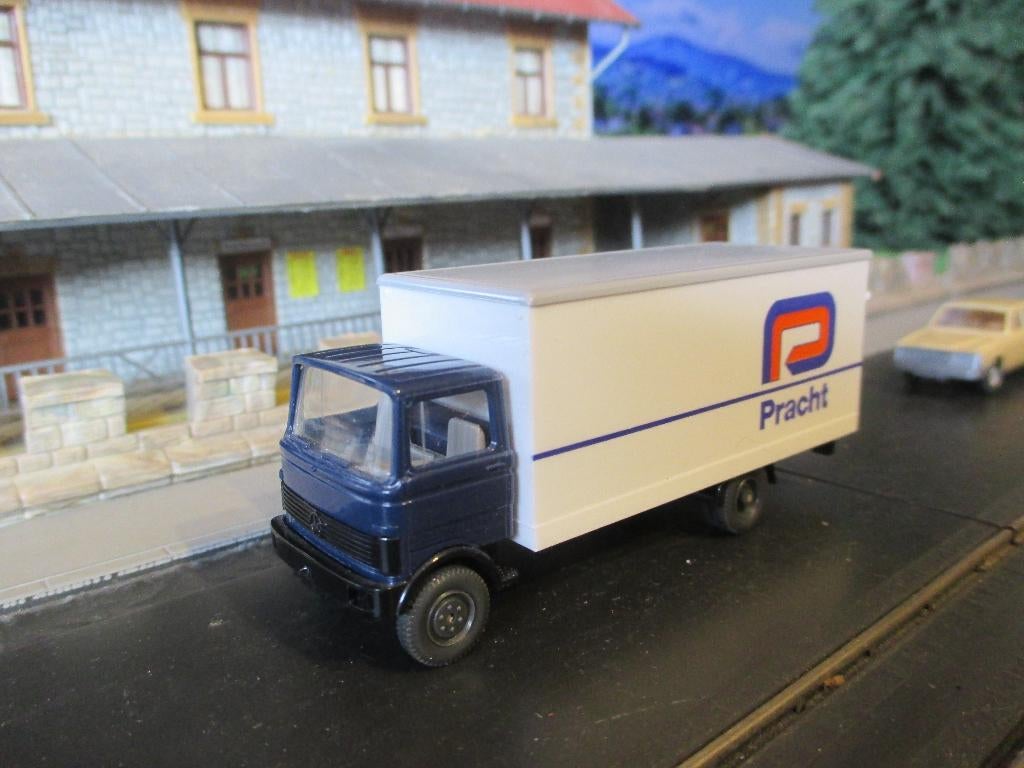 Mercedes Benz LP 809 - Wiking Pracht, Hobby en Vrije tijd, Modelauto's | 1:87, Zo goed als nieuw, Bus of Vrachtwagen, Wiking, Ophalen of Verzenden