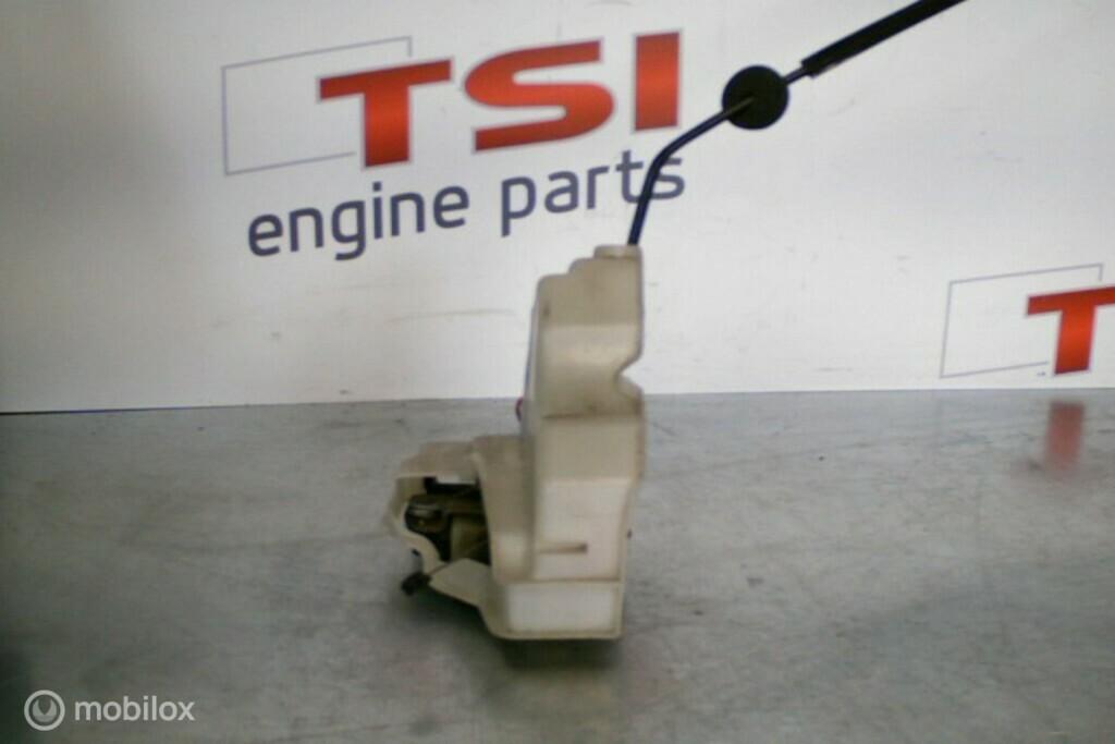 Deurslot mechaniek LA ​​3B4839015AF ​​VW Golf V ('03-'08), Ophalen of Verzenden, Gebruikt