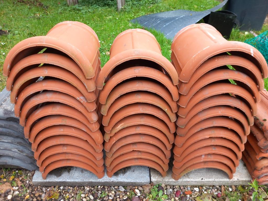 Gebruikte Nokvorsten als nieuw Monier 35 stks, Steen of Klei, Blauw, Ophalen of Verzenden, Zo goed als nieuw
