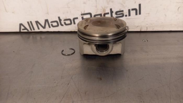 Zuiger van een Audi A8, Gebruikt, -, -, -
