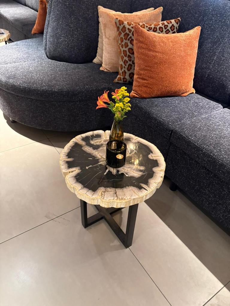 Versteend houten bijzet salontafels opruiming nu €249,- !, Huis en Inrichting, Tafels | Salontafels, Ophalen, Rond, Nieuw, 50 tot 100 cm