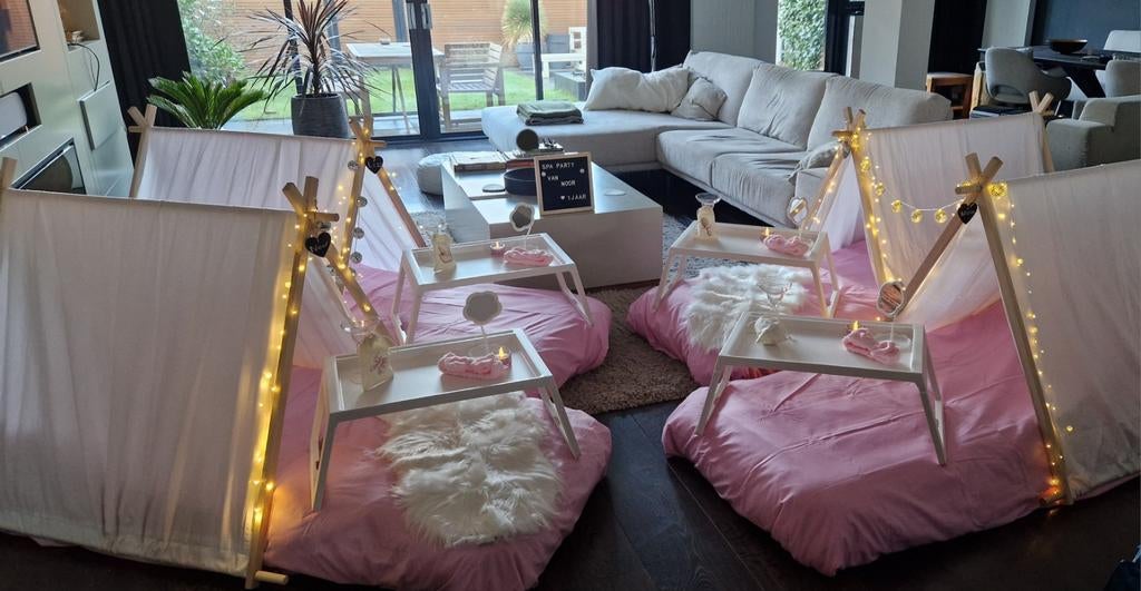 Tent slaapfeestje verhuur en service, Hobby en Vrije tijd, Feestartikelen | Verhuur, Ophalen of Verzenden, Zo goed als nieuw, Verjaardag