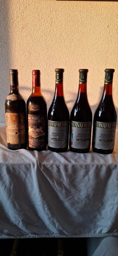 Brunello & Fontanafredda, Verzamelen, Wijnen, Zo goed als nieuw, Rode wijn, Vol, Italië