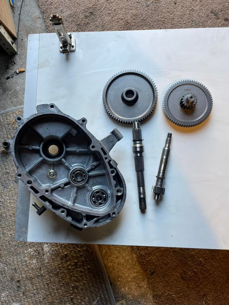 Tandwielen kymco 4takt 14inch blok., Ophalen of Verzenden, Gebruikt, Blok, Kymco