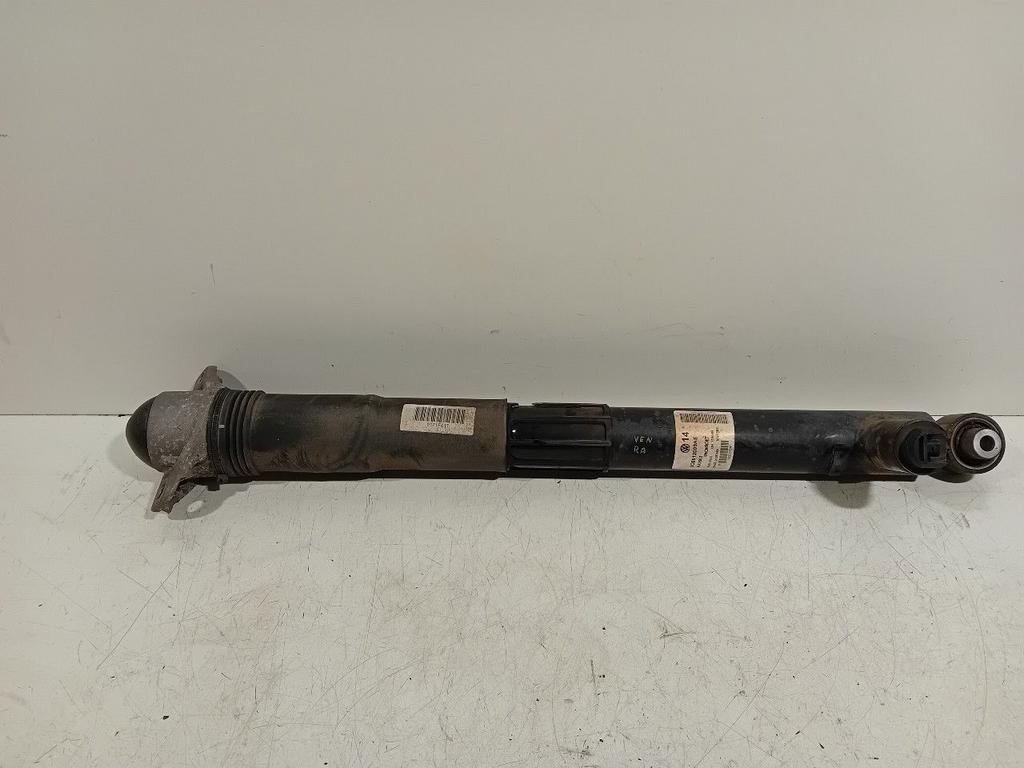 Schokbreker rechts achter Volkswagen Golf, Onderdelen@venauto.nl, Van der Ven Autorecycling B.V., Gebruikt, Ettenseweg 76, 4706 PB Roosendaal, The Netherlands
