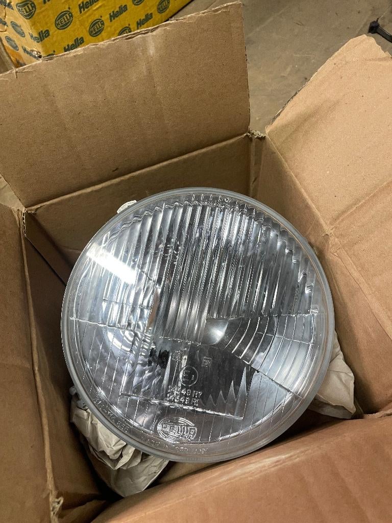 Hella Koplamp voor Audi 80 / VW Passat (B1), Auto-onderdelen, Ophalen of Verzenden, Nieuw, Audi