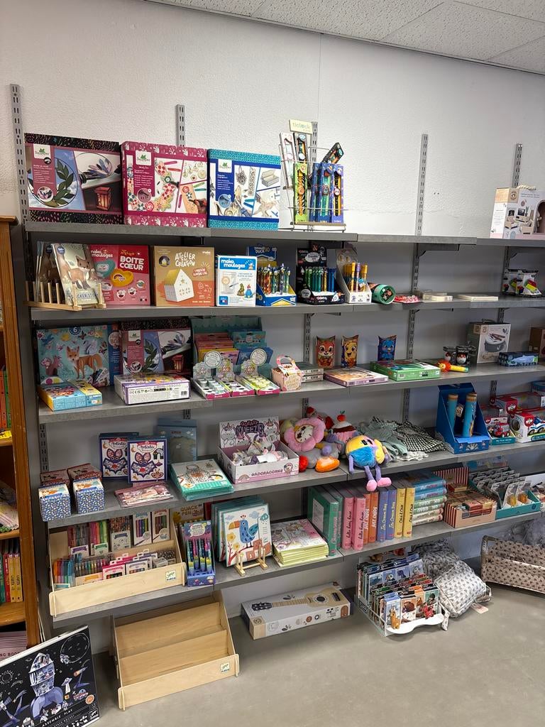 Winkel Wandsysteem Planken + Rails, Huis en Inrichting, Ophalen