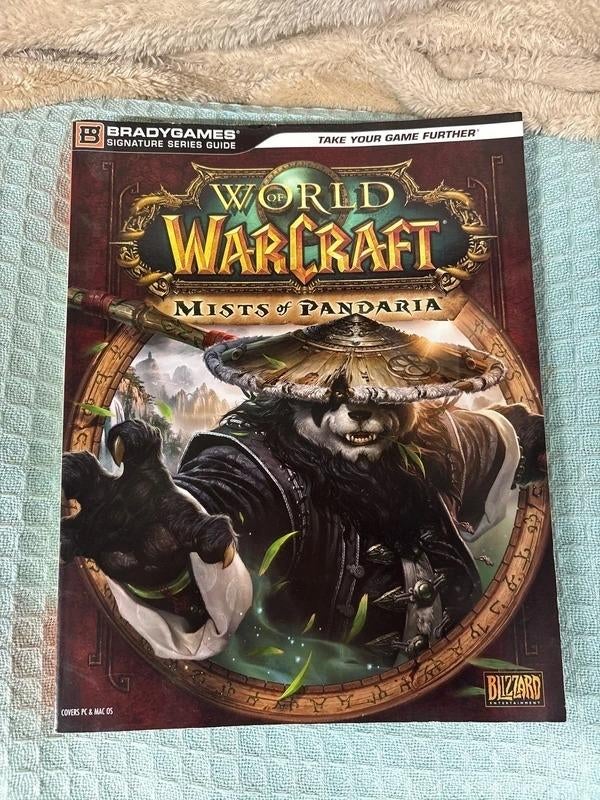WoW: Mists of Pandaria Strategie Gids, Spelcomputers en Games, Games | Overige, Online, 1 speler, Ophalen of Verzenden, Zo goed als nieuw